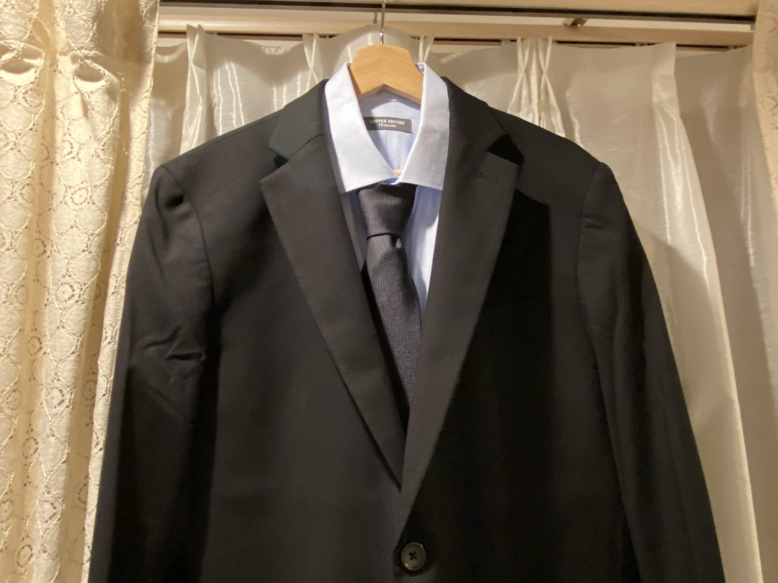 Gu テーラードジャケットcl テーパードトラウザーcl Guのセットアップはシルエット綺麗で安いしおススメです サラリーマンの物欲生活